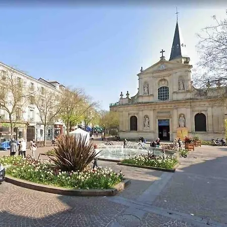 Maison Spacieuse & Chaleureuse *